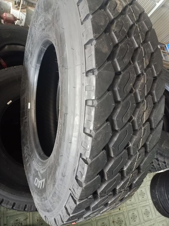 Vỏ xe 12r22.5 SR883+
