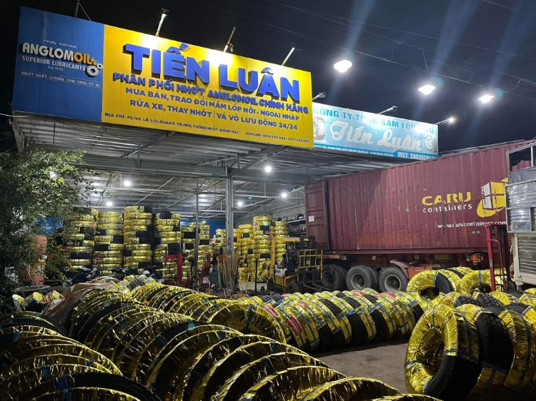  Tuyển thêm 2 thợ làm lốp