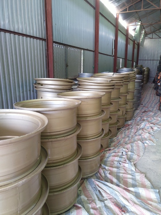 Nhập Khẩu Lốp Xe Tải