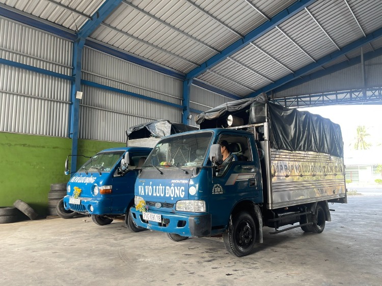 Vá vỏ lưu động bến tre _ lốp ô tô Tấn Tài 