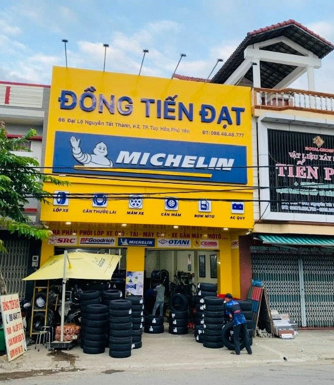 CỬA HÀNG VỎ XE Ô TÔ ĐỒNG TIẾN ĐẠT